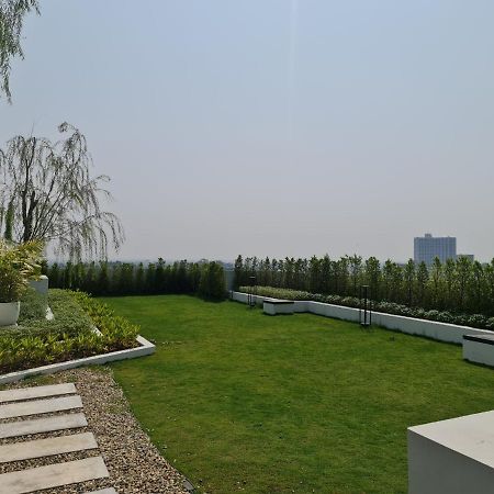 The Astra Sky River Chiangmai_Sky Pool_Old City Apartment Chiang Mai Exterior photo