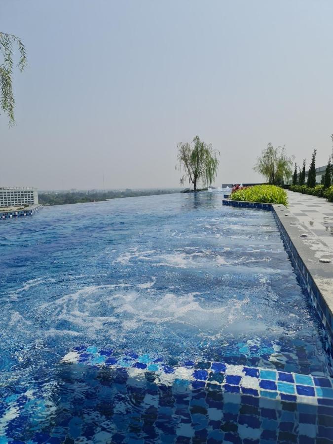 The Astra Sky River Chiangmai_Sky Pool_Old City Apartment Chiang Mai Exterior photo